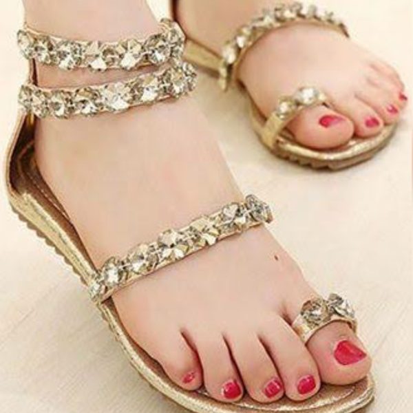 New stylish sandals for women